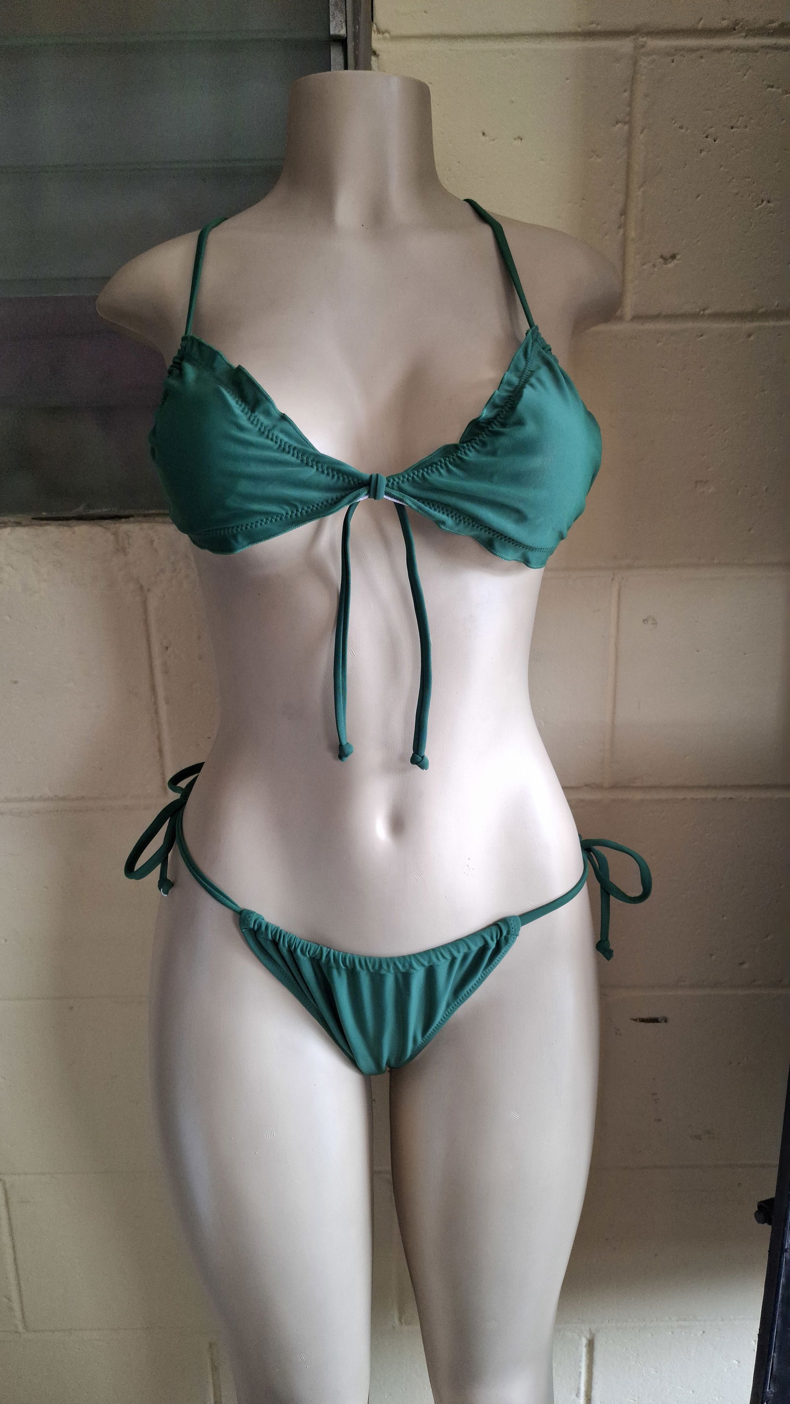 Bikini Verde Oscuro - ¡Elegancia y Comodidad!