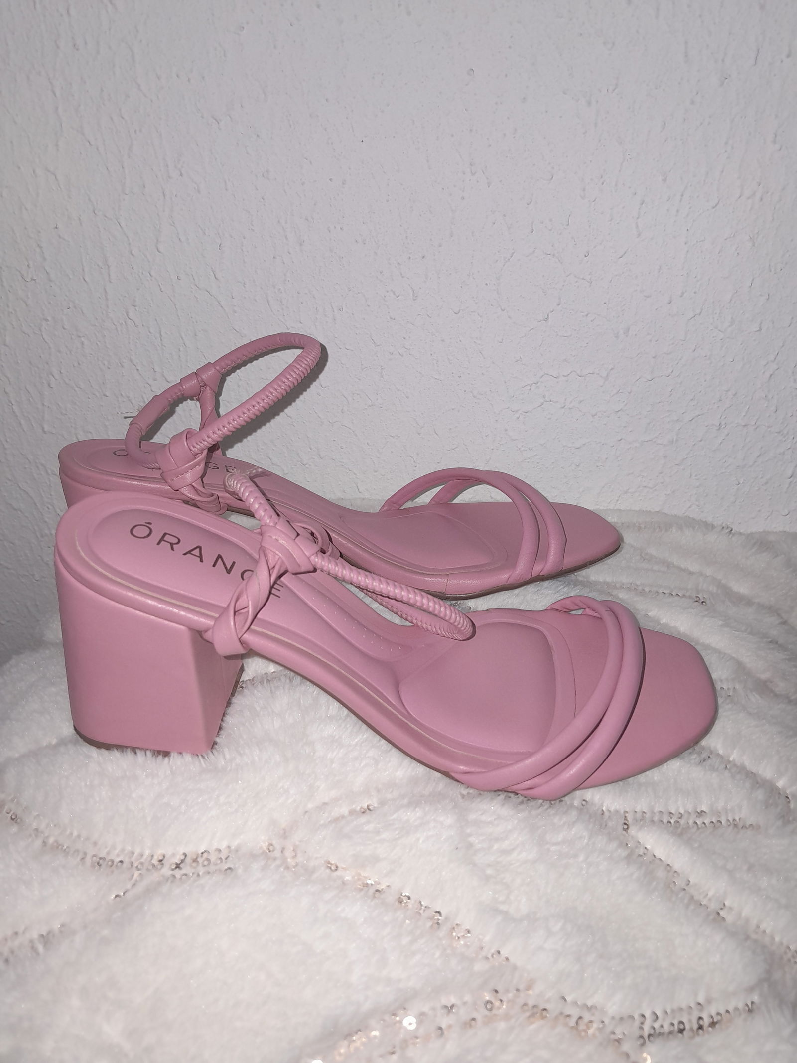 Sandalias de tacón rosa palo Órange
