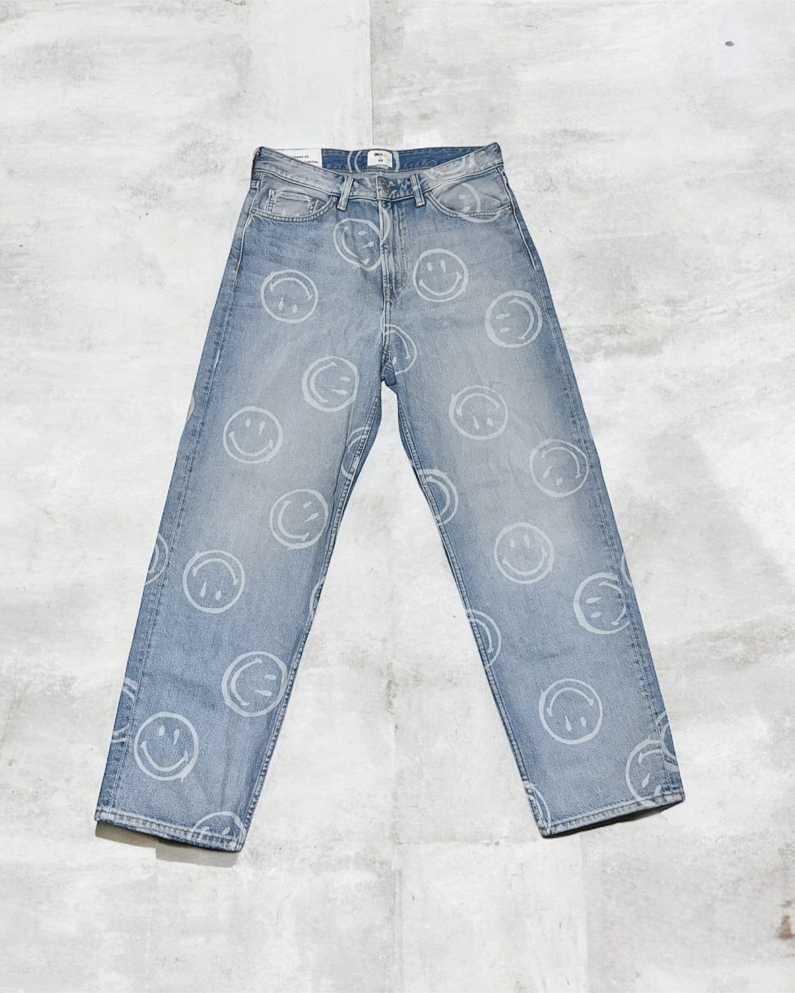 Baggy Jeans Smiley