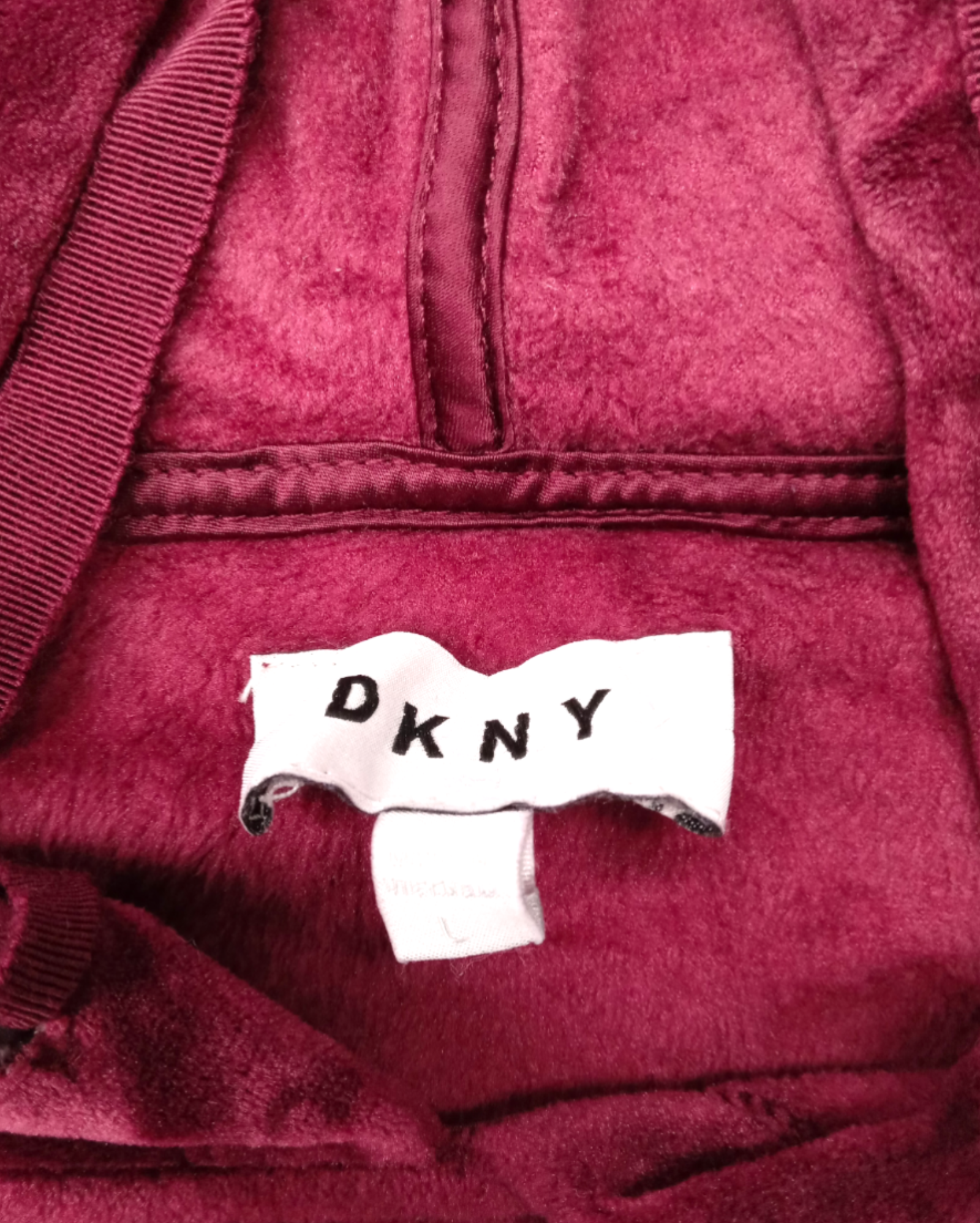 Suéters Hoodies DKNY