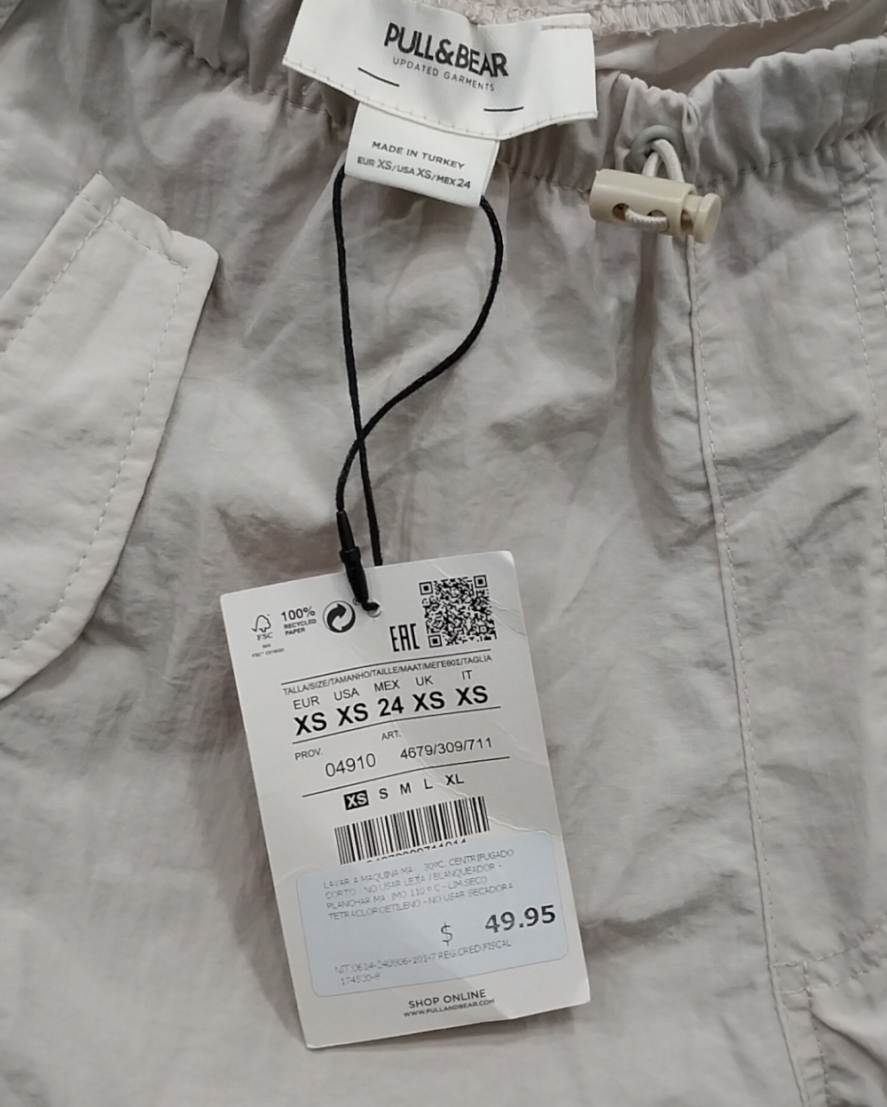 Pantalon blanco discount pull and bear