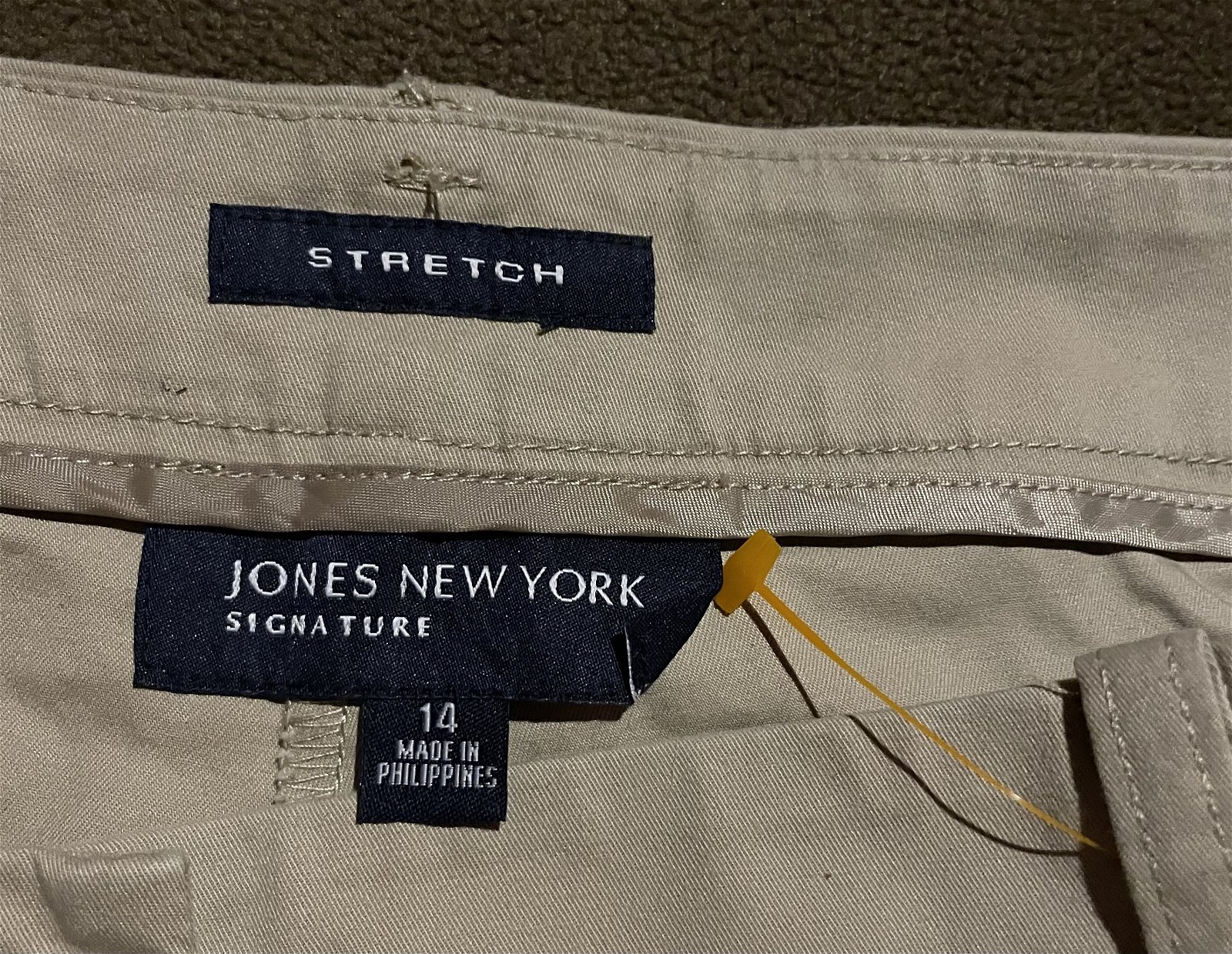 Pantalones Tela Jones New York